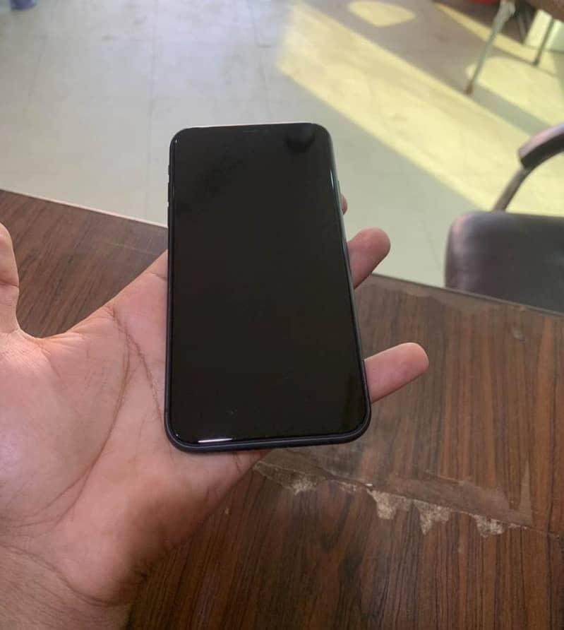 Apple iPhone 11 2