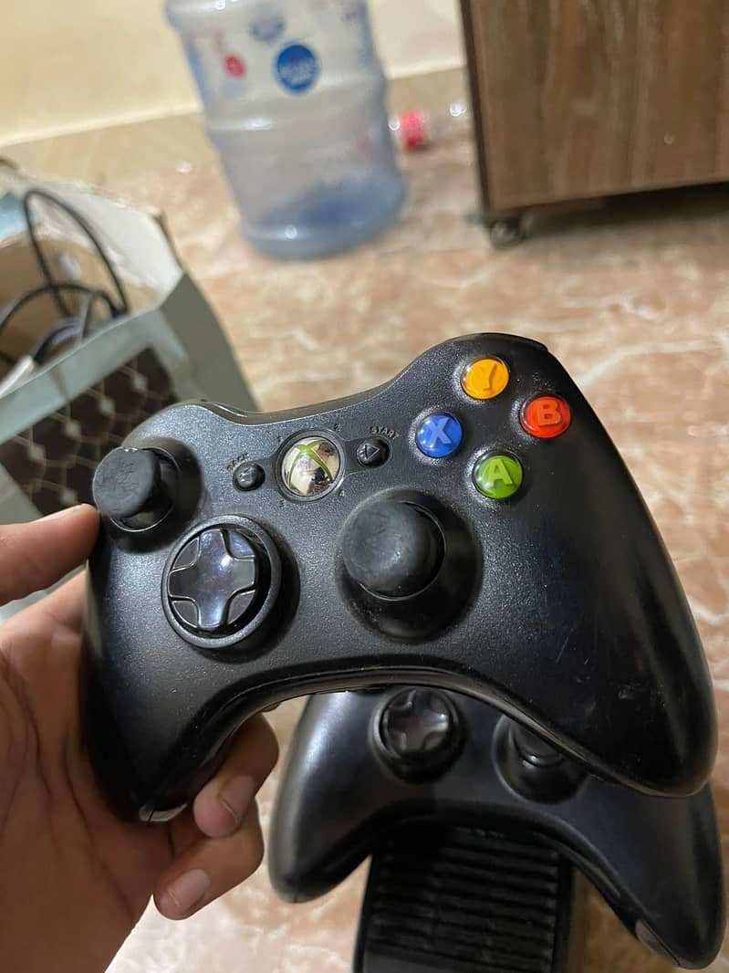 XBOX 360 S Console 6