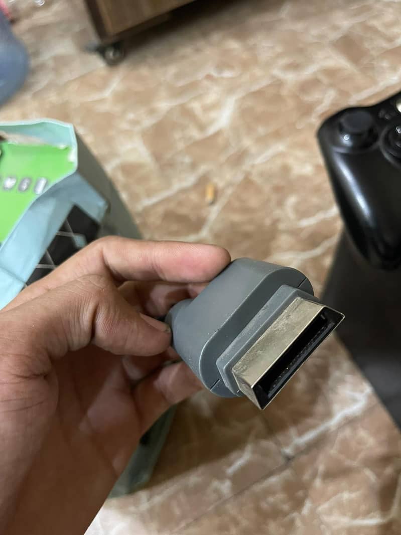 XBOX 360 S Console 7