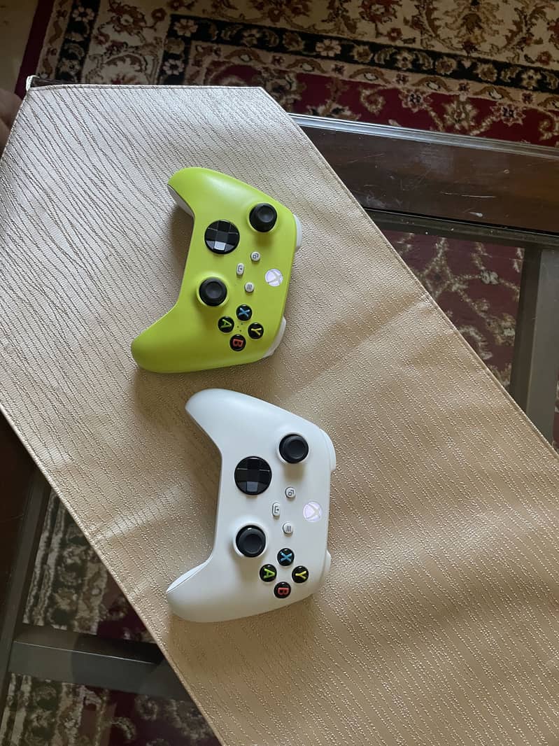 Xbox one S 6
