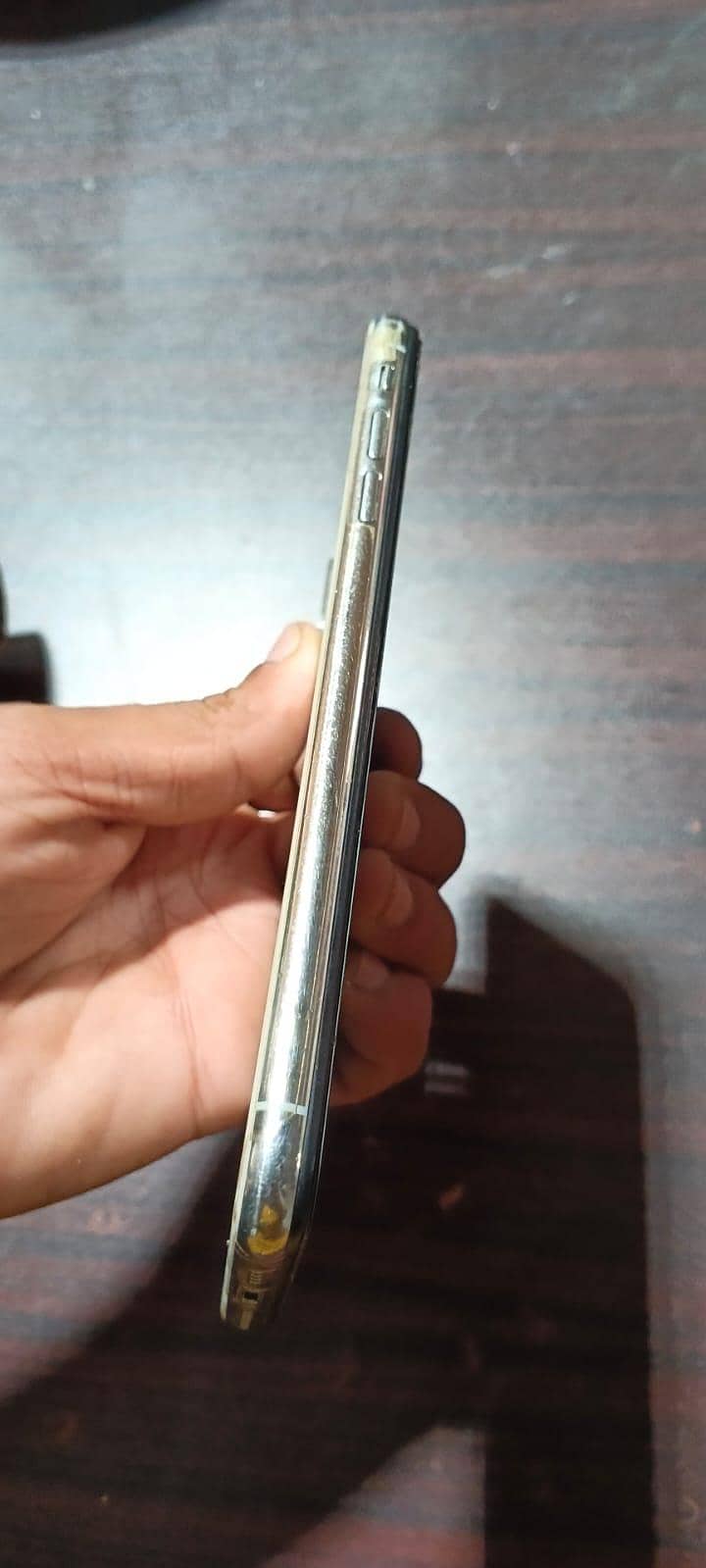 Apple iPhone XS Max 4