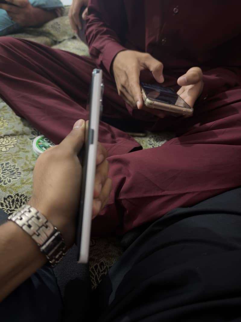 Realme 9 Pro Plus 4