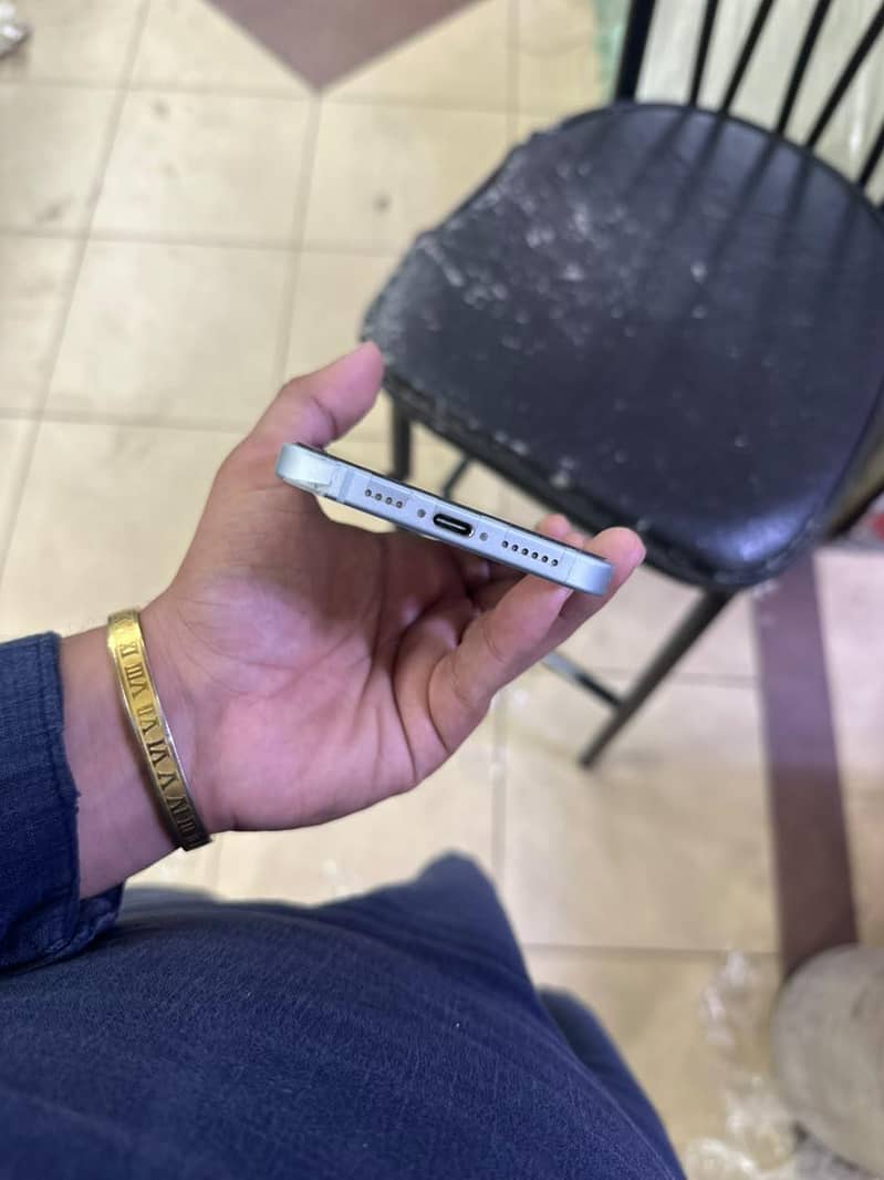 Apple iPhone 15 plus mdm 3