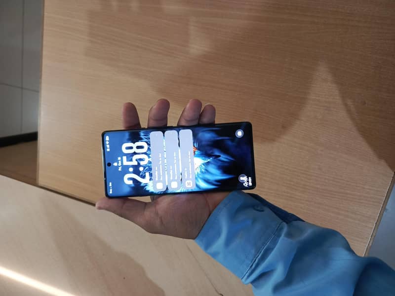 Tecno CAMON 40 Pro 1