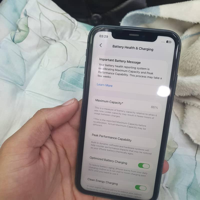 Apple iPhone 11 7