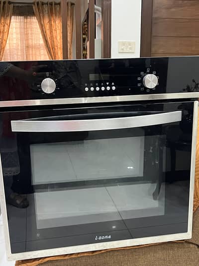 IZone Built in Oven fully Electric