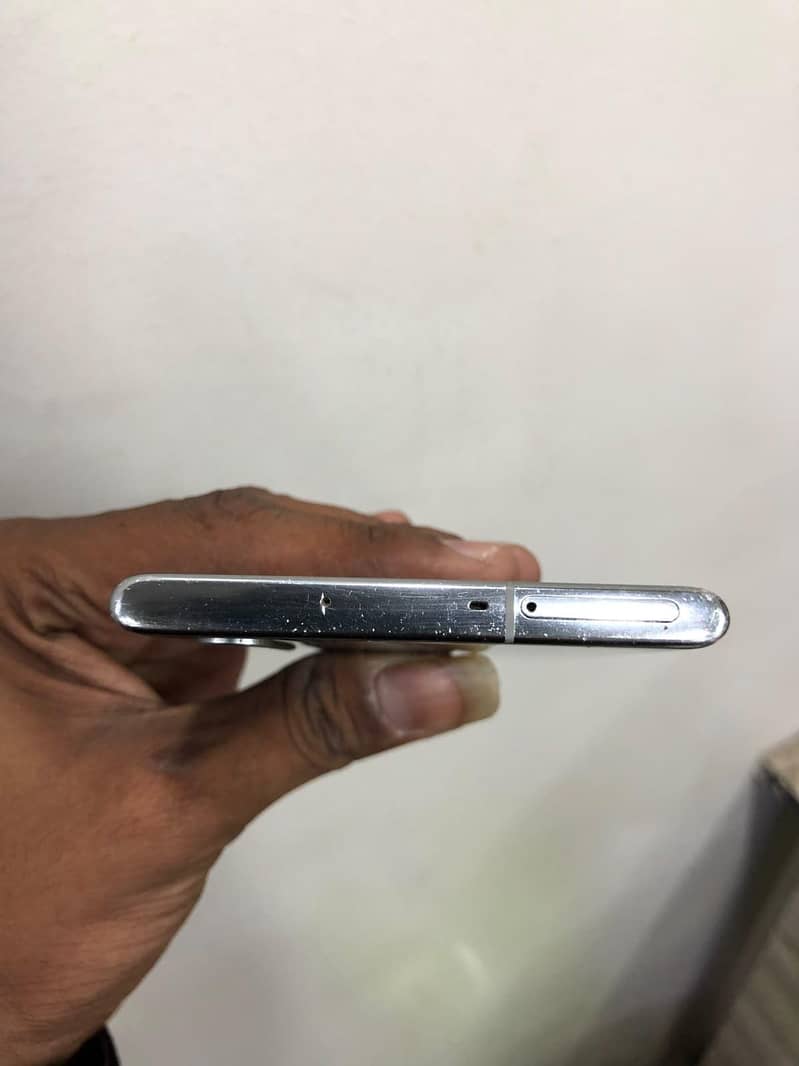 Samsung Mobile Note 10 Plus 5
