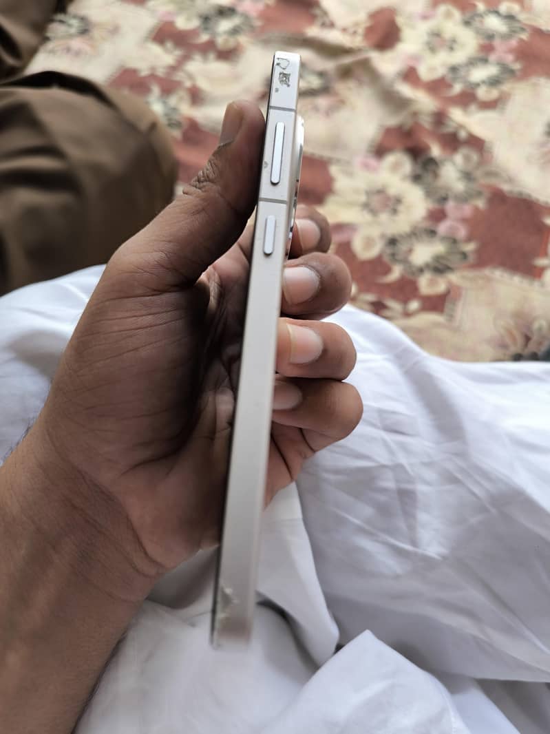 One Plus 13R 4
