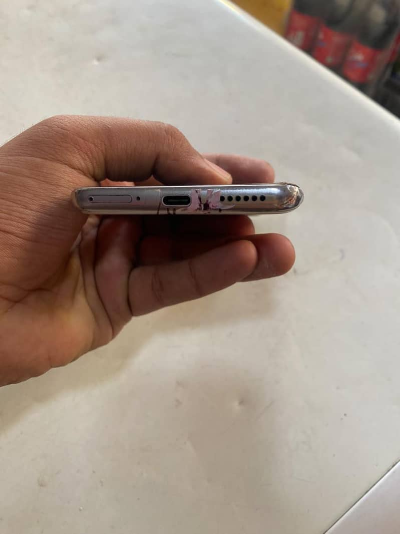 Xiaomi Redmi Note 14 Pro 4