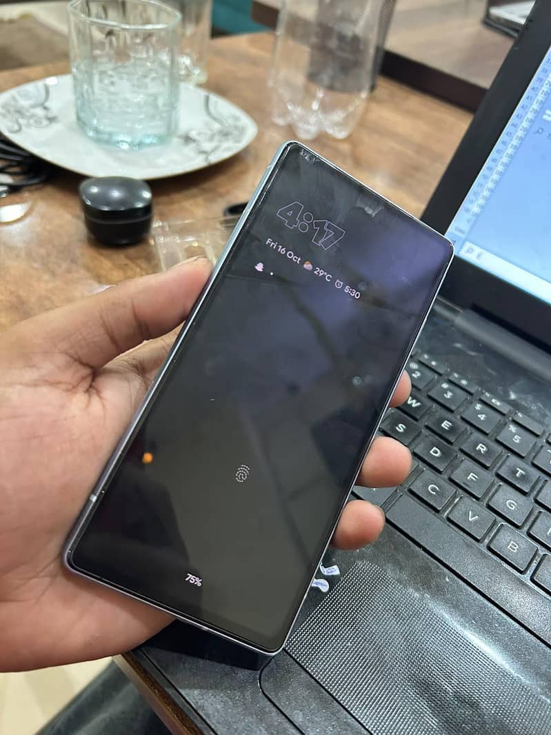 Google Pixel 7a 1