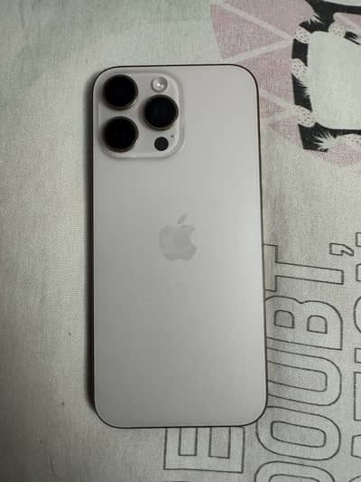 Apple iPhone 16 Pro Max