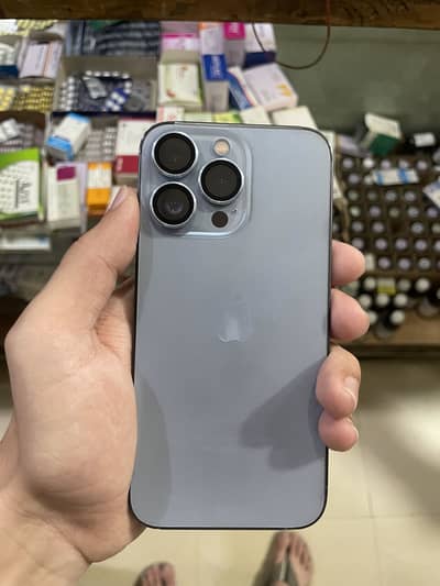 iPhone 13 Pro factory Unlock