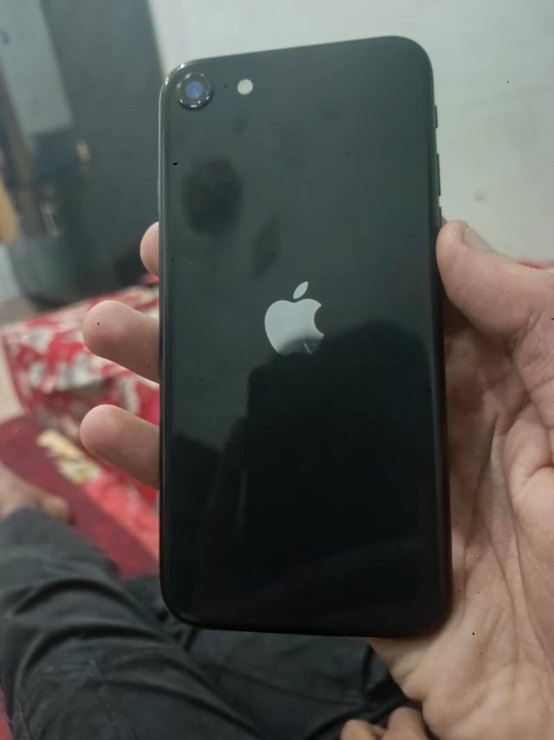 Apple iPhone SE 4