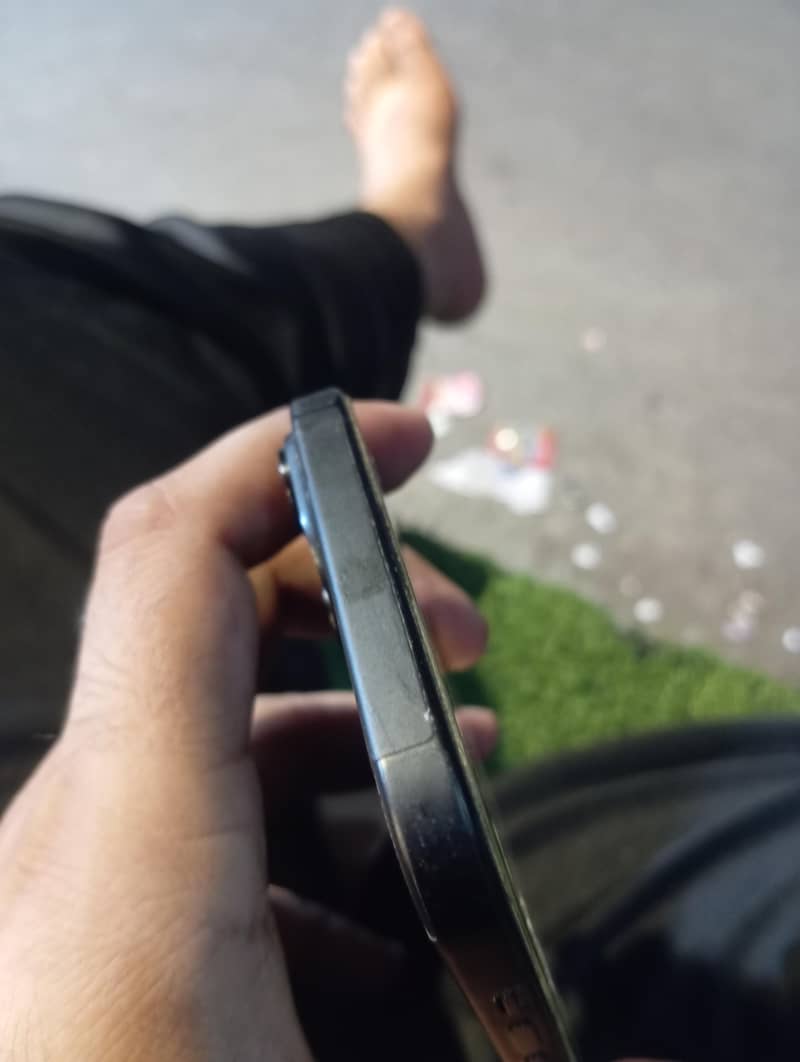 Apple iPhone 15 plus 2