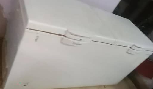full size freezer condition 10/9