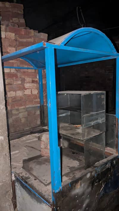 Burger Counter Table For Sale