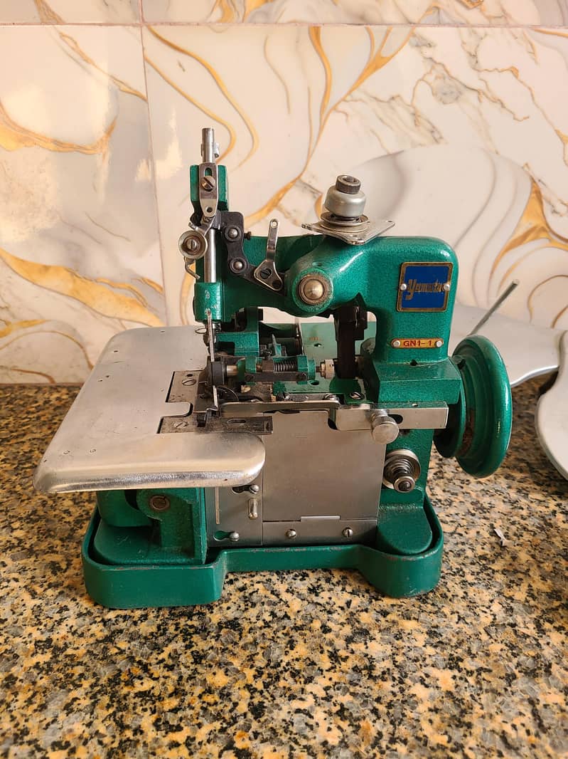 Overlock sewing machine 0