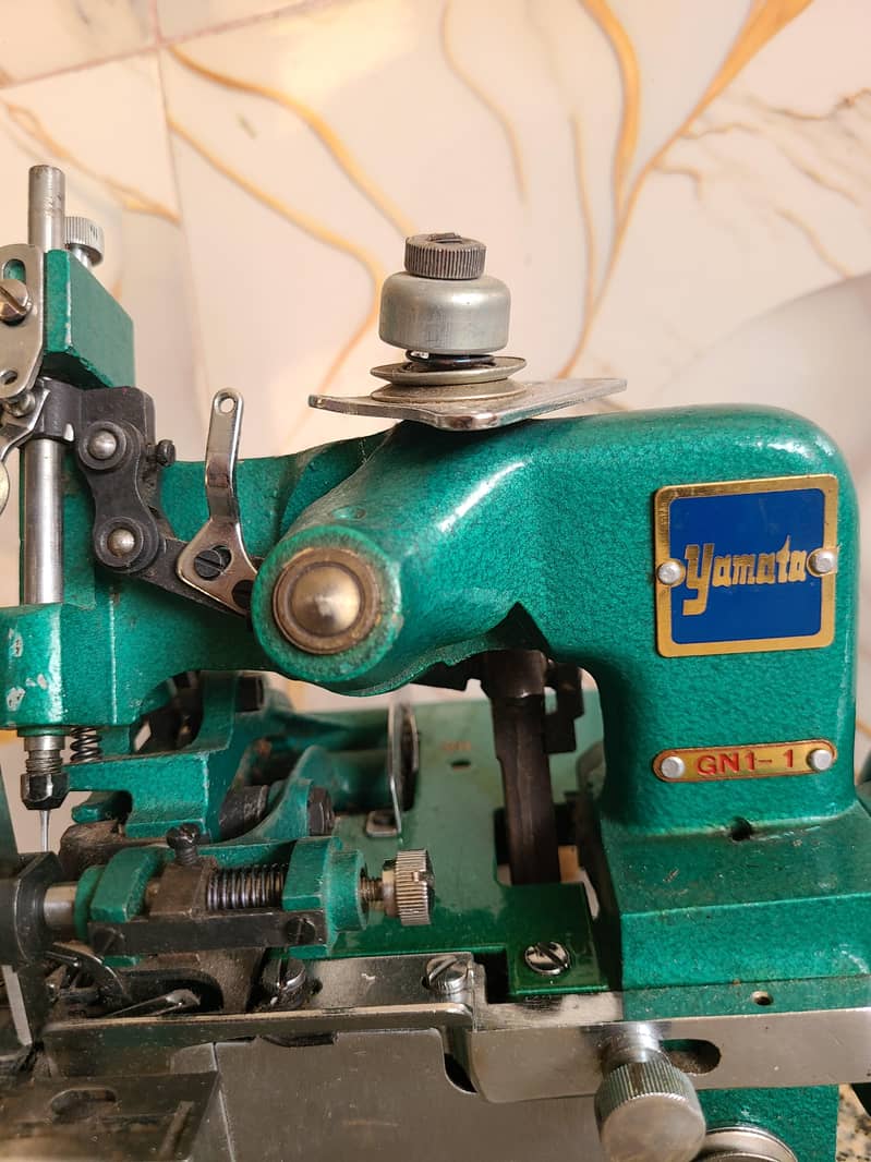 Overlock sewing machine 2