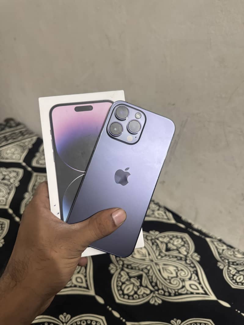 Apple iPhone 14 Pro Max 0