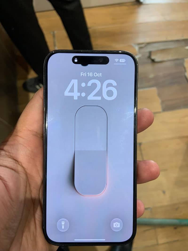 Apple iPhone 15 Pro 2