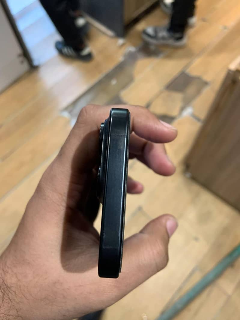 Apple iPhone 15 Pro 5