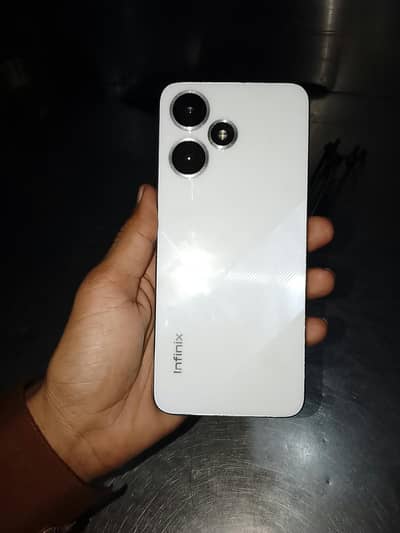 Infinix Hot 30 Play
