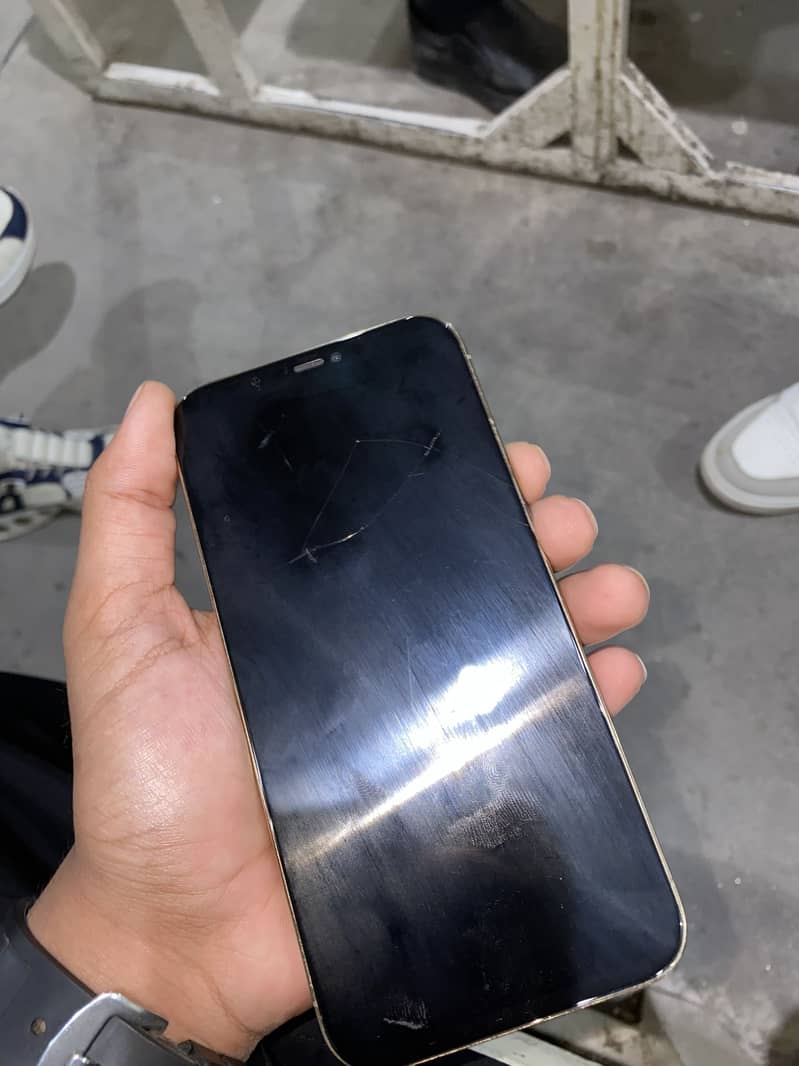 Apple iPhone 12 Pro Max 7