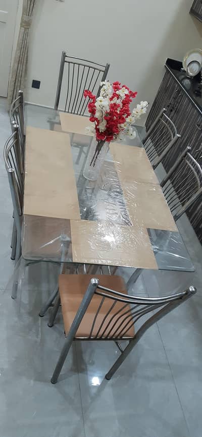 Chrome finish steel dining table 5× 3 ft, 6 seater