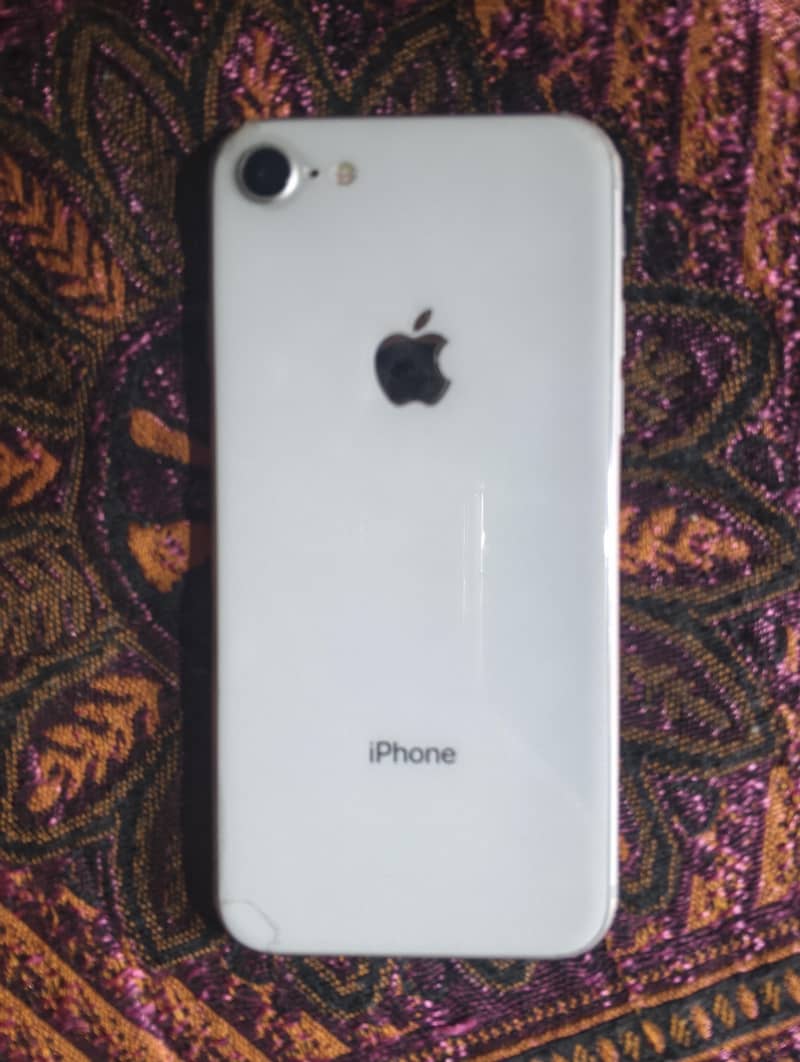 Apple iPhone 8 0