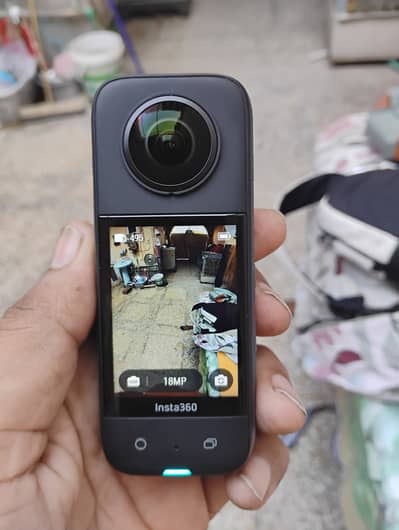 Insta360 X3   Camera with invisible selfie stick and 64GB 10/10