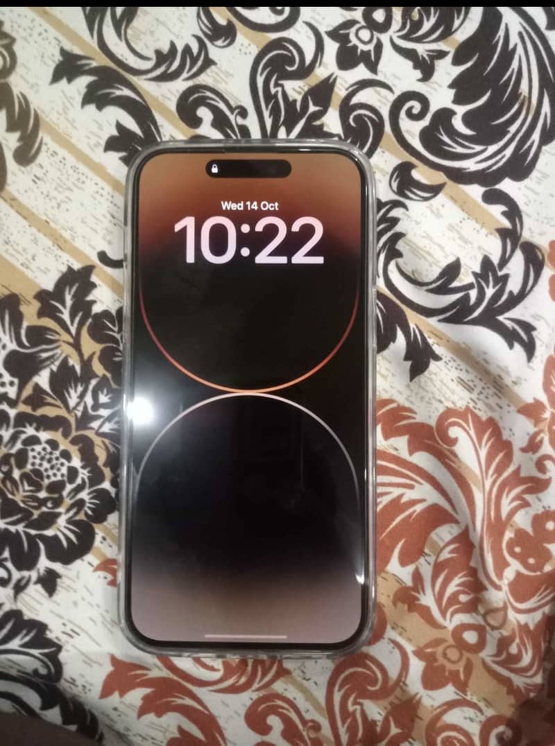 Apple iPhone 14 Pro Max 1