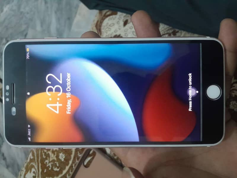 Apple iPhone 7 Plus 1