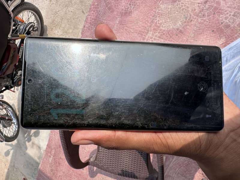 Tecno CAMON 40 Pro 1