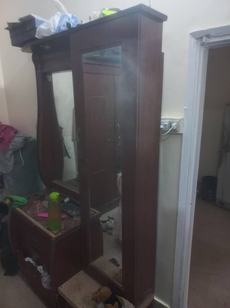 dressing table 2
