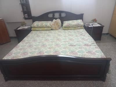 Wooden bed set