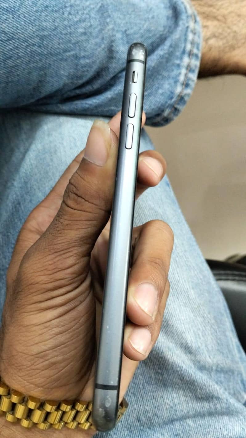 Apple iPhone 11 2