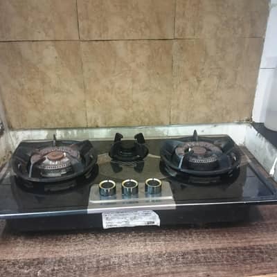 new condition  shelf fittedstove on heavy material only one month used