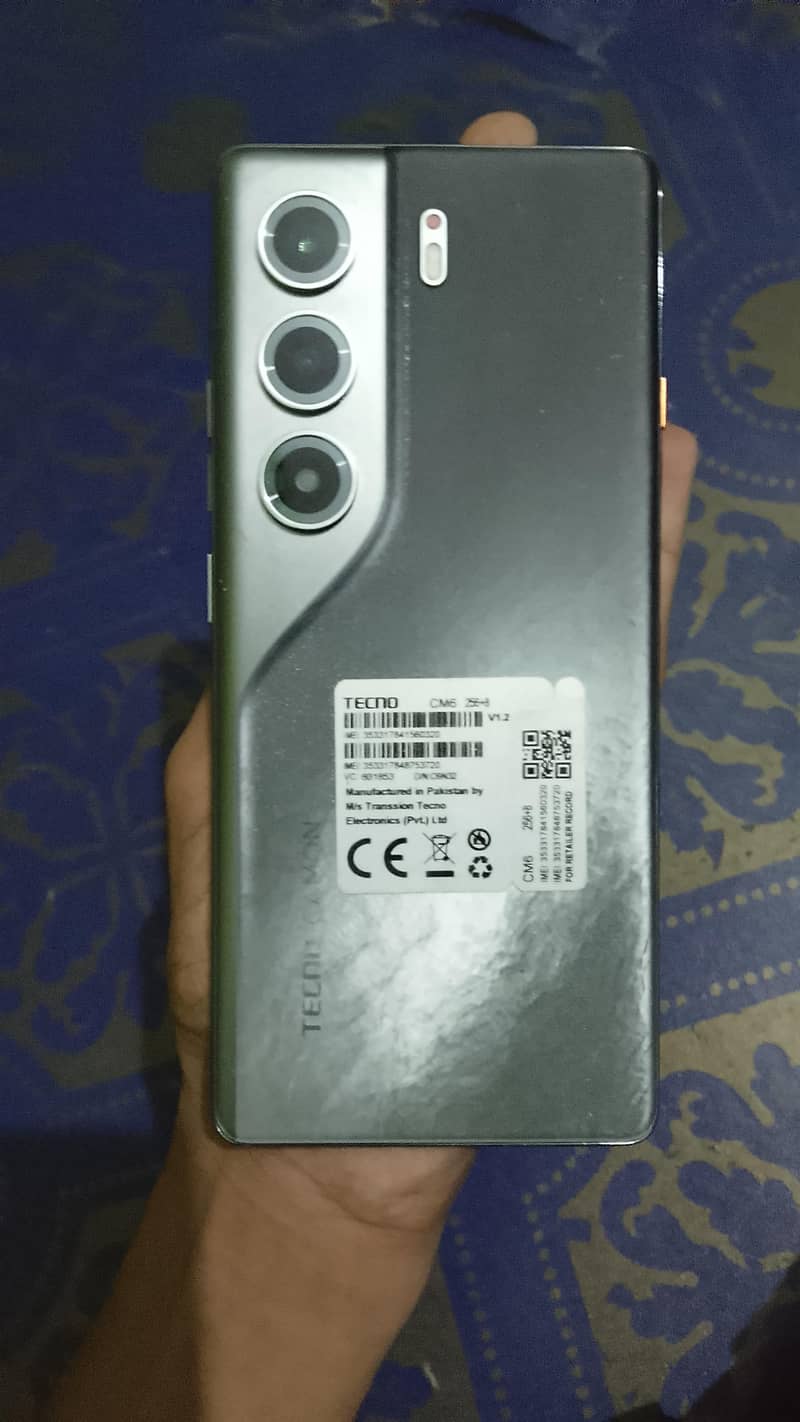 Tecno CAMON 40 Pro 0