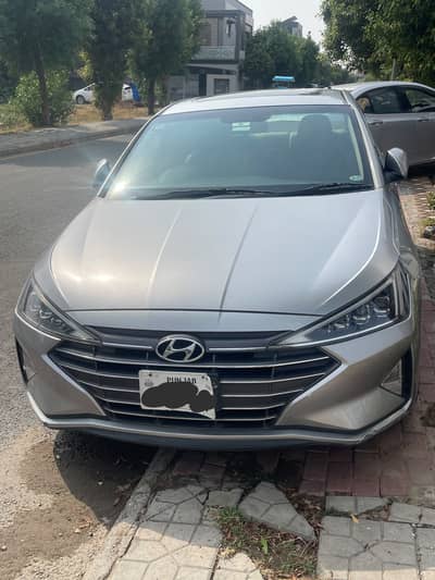Hyundai Elantra 2021