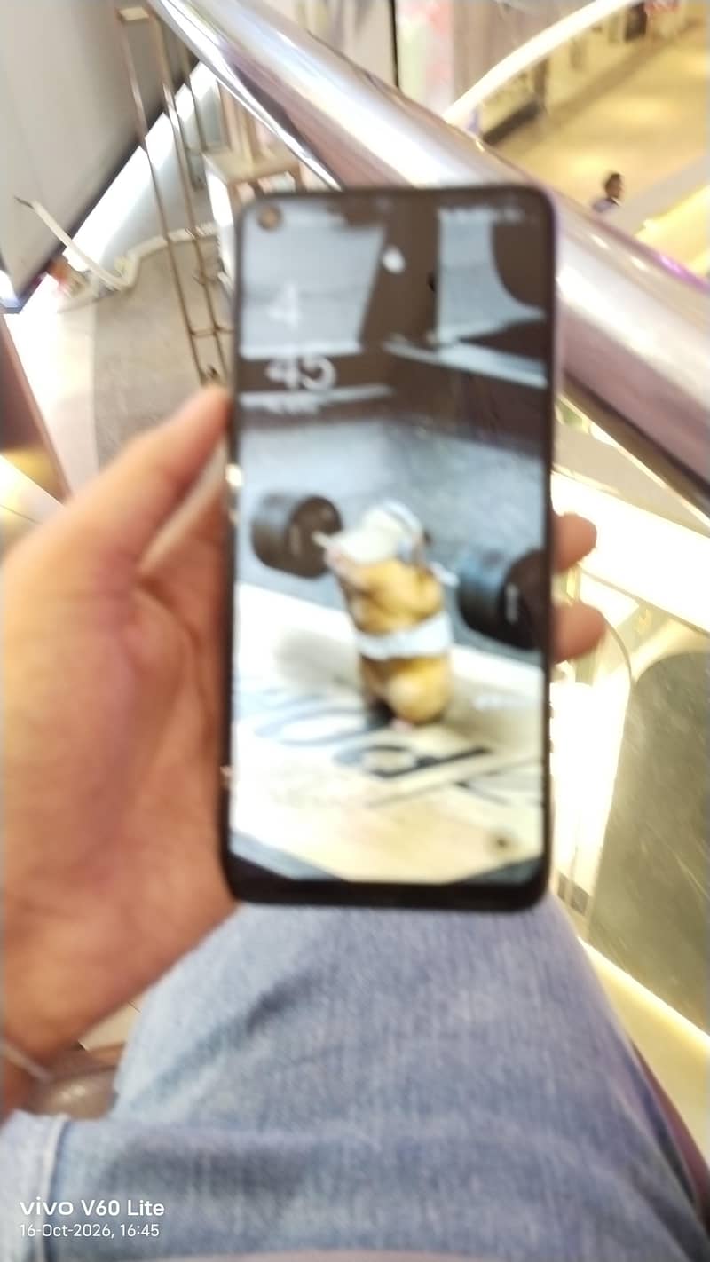 OPPO A96 0