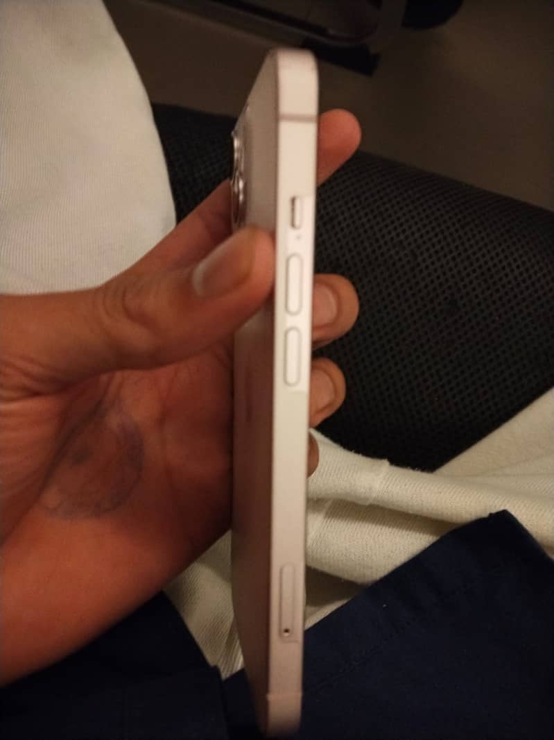 Apple iPhone 13 jv 2