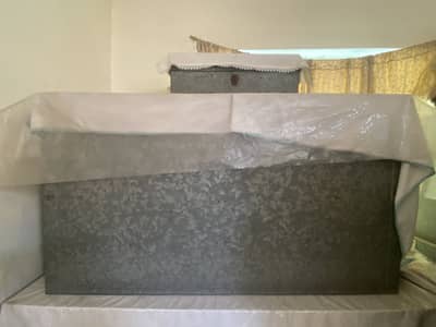 Steel pati with trunk