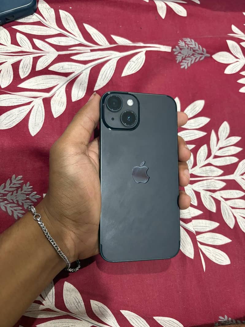 Apple iPhone 14 3