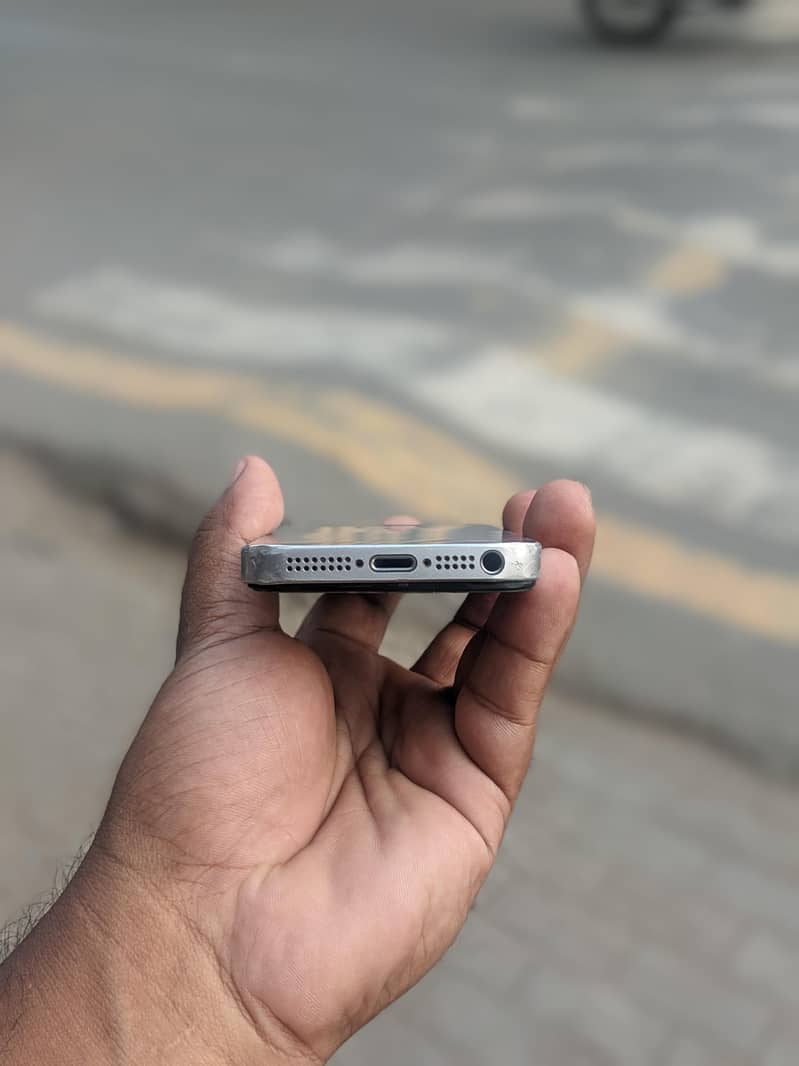 Apple iPhone SE 1