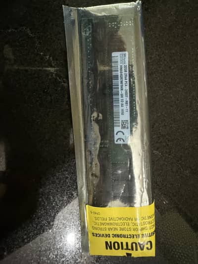 SkHynix Ram 32 GB 2 Rx4 Pc 4  brand new