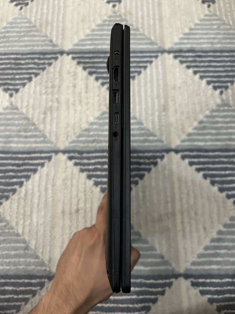 ASUS Vivobook 4