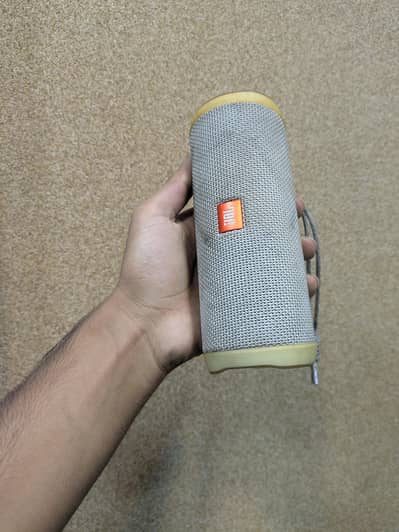 JBL Flip 4
