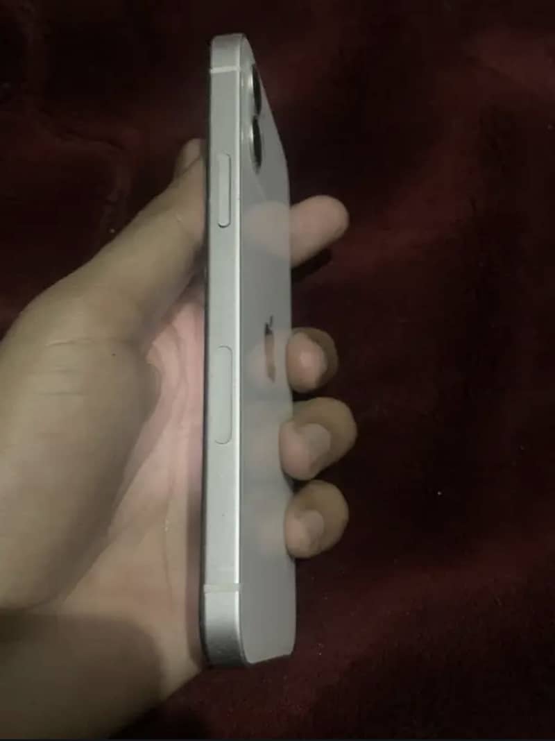 Apple iPhone 12 7