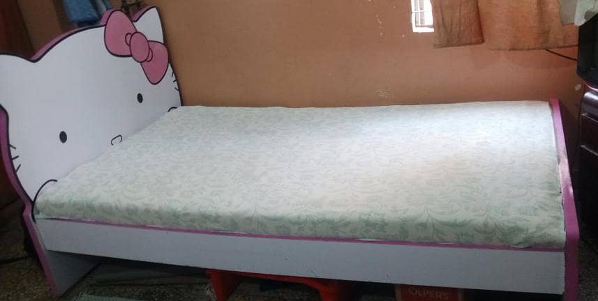 hello kitty single bed 1