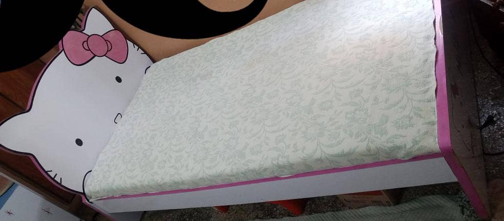 hello kitty single bed 2
